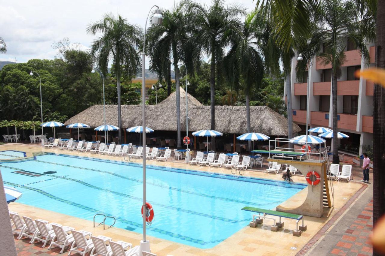 Hotel Bachue 4*